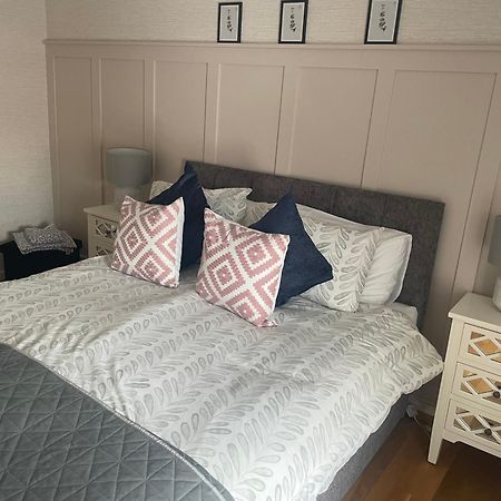 דירות קינגסקורט Large Townhouse With Gardens מראה חיצוני תמונה